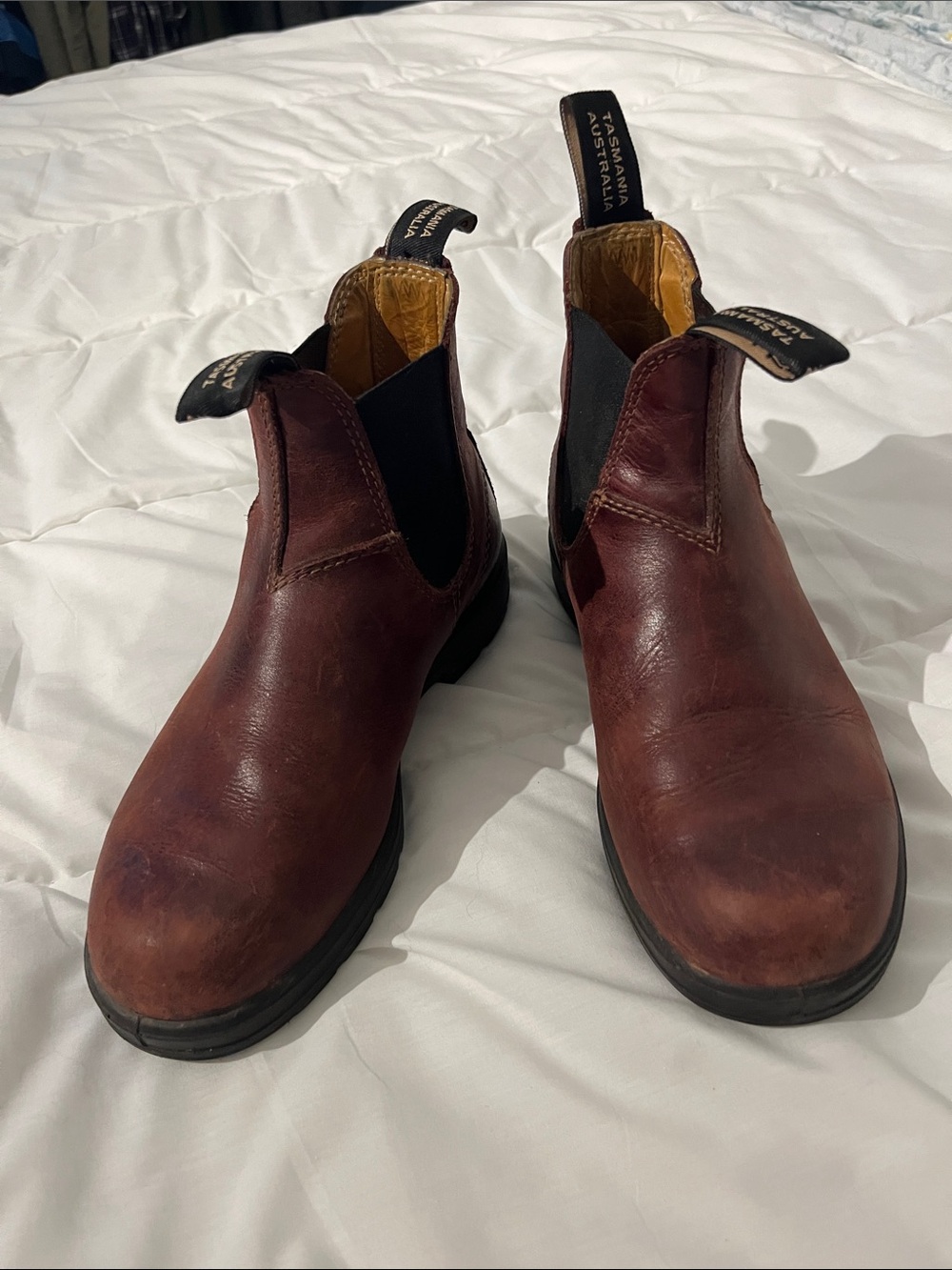 Blundstone dark Cherry Chelsea Ankle Boots